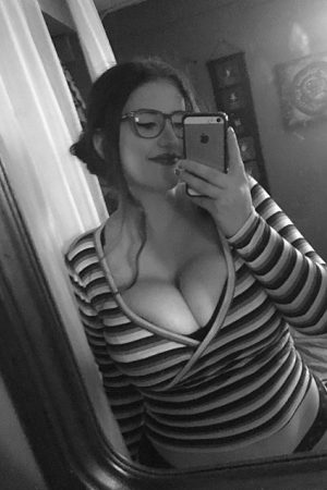 Casanière assumée cherche plan cul Les Sables-d’Olonne Martine - rencontre-Cougar-Les Sables-d'Olonne